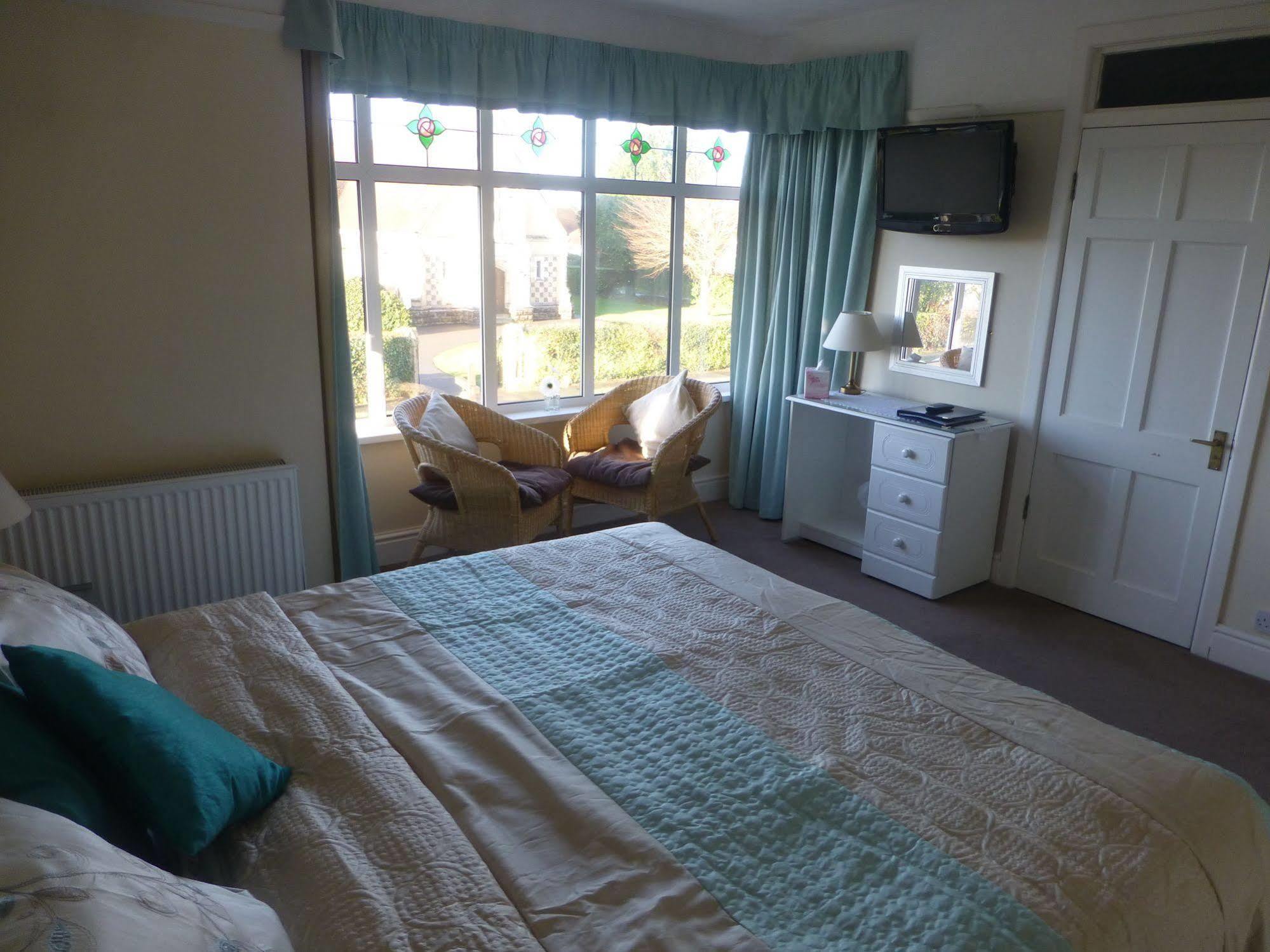 Beech Lodge Guest House New Milton Esterno foto